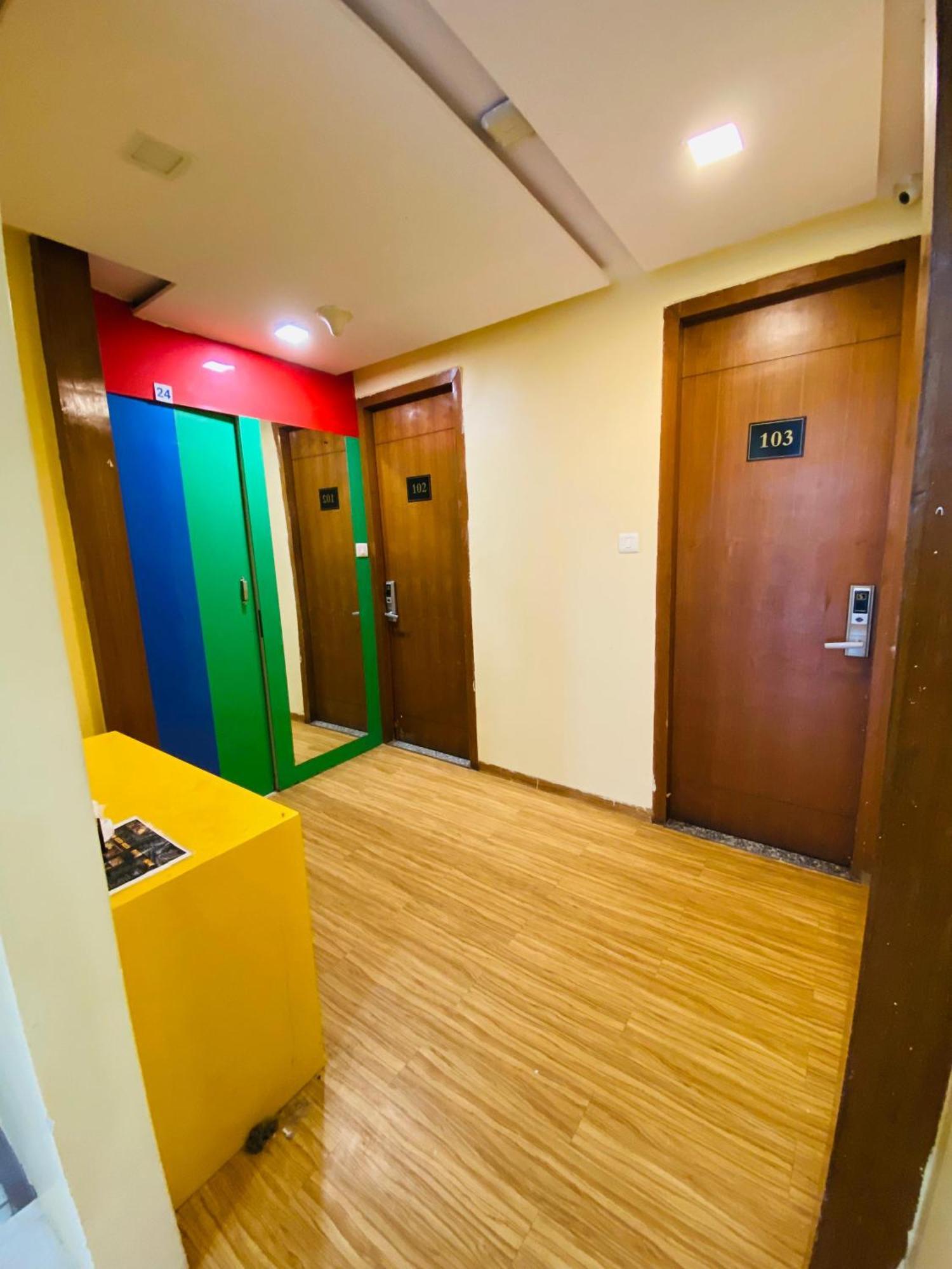 Hotel Arton Regency Near Terminal 2 Airport Mumbai Dış mekan fotoğraf