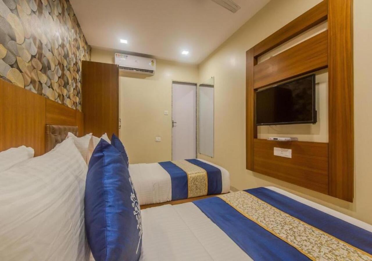 Hotel Arton Regency Near Terminal 2 Airport Mumbai Dış mekan fotoğraf